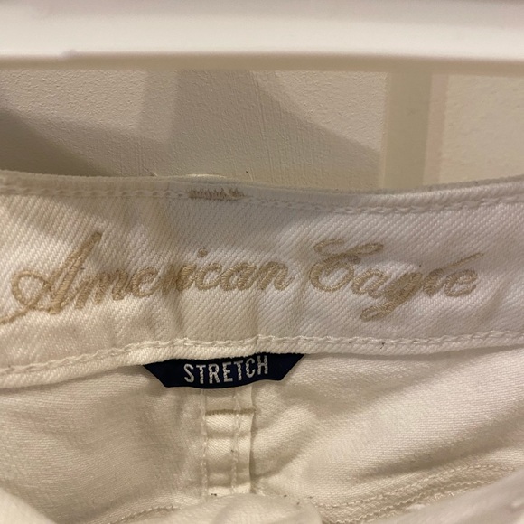 American eagle white long shorts size 4 - Picture 3 of 4